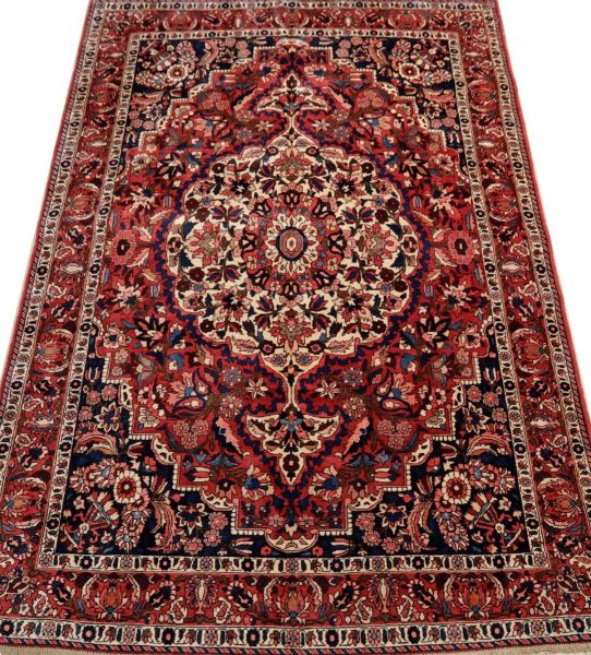https://www.armanrugs.com/ | 7' 0" x 10' 3" Red Bakhtiari Hand Knotted Wool Authentic Persian Rug